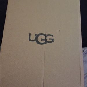 UGG fluff yeah slides